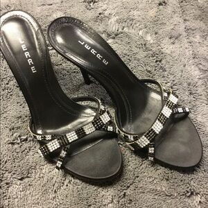 Lerre silver and black jewel embellished slide 🔴